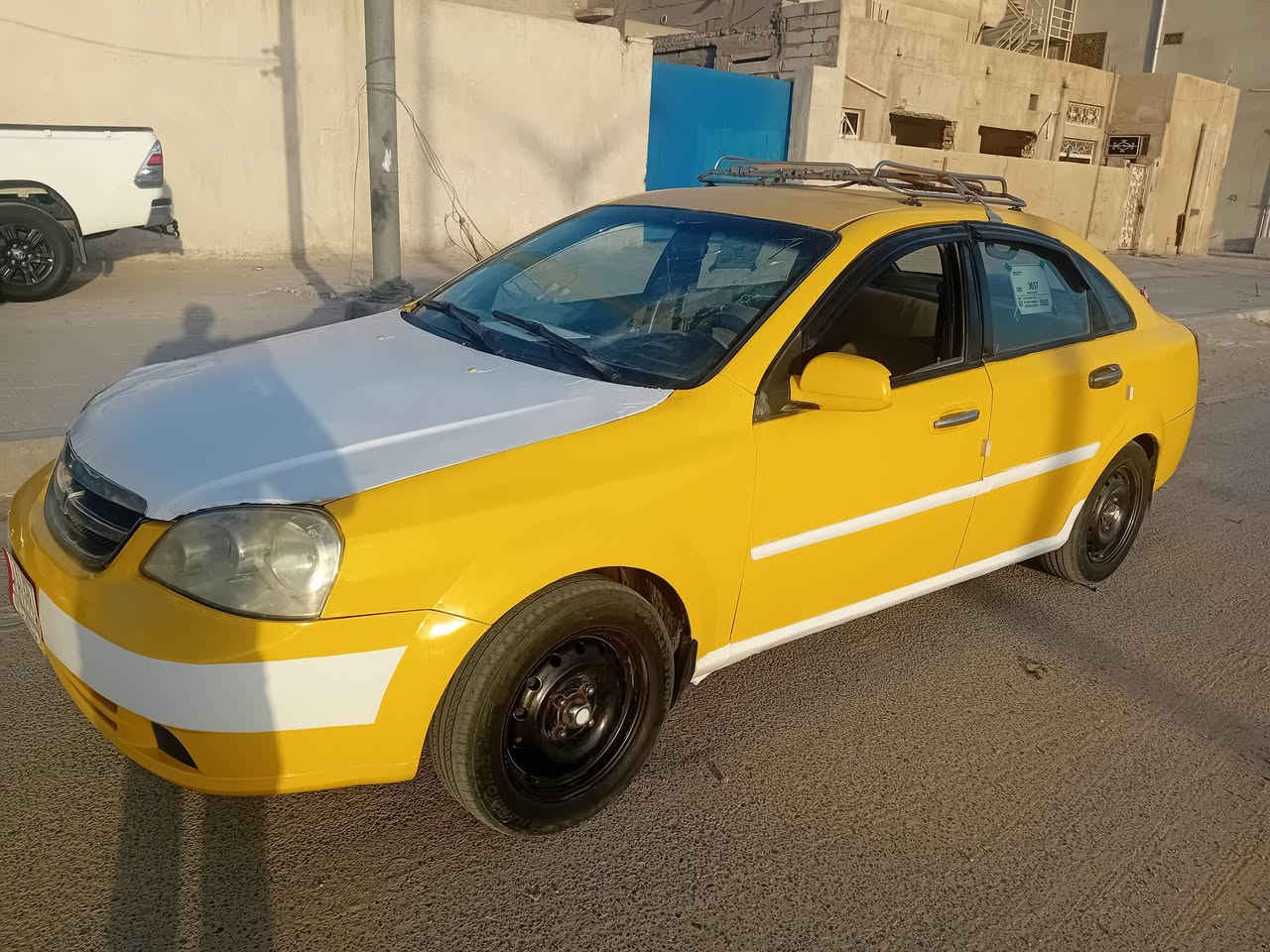 2011 للبيع مصفره هيئه عوزهة حداديه فقط *********** بيه واتساب حي الحسين
