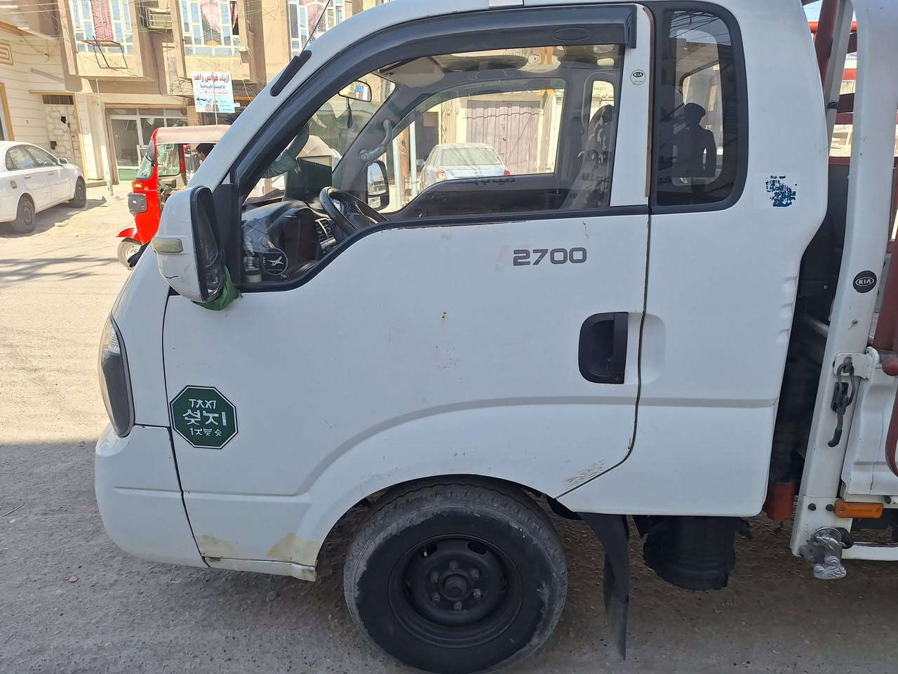 سلام عليكم كيه بنكو ١٦ باسمنة لل ٢٧ مكفوله من ضربه فقط دوس معمرة جاهزة من كلشي تبريد ثلج تخم تاير ١٣ صدر نضيف شاشه كامرة كير  مكينة مامفتوحه بيهة بخار بدون كص وناعمة سيارة خير من الله ١١٥ بيهة مجال قليل ***********
