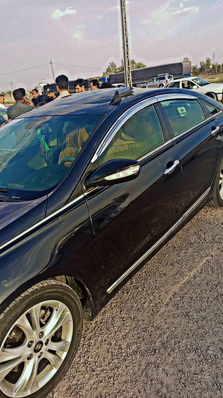 سلام عليكم
للبيع سوناتا موديل 2011
فول 1علا 1 لمتدد مكفوله 
السعر 105 وبيه مجال 
مكاني الرمادي 
هاتف ***********
