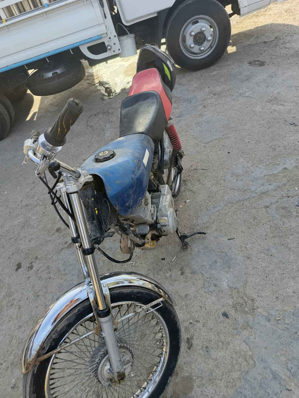 اسلام عليكم
دراجه ايراني 4 كير دراجه ابيع كوم حديد  دراجه شغاله نقصه عباره مال رجلين و تفيلس وبيه نضوح قليل شلعه فول معدل فول دراجه للبيع بدون طياريه سعر 250 وبيه مجال حك الجيه مكاني بغداد زعفرانيه رقمي ***********

#ادمن_الحب🩵
