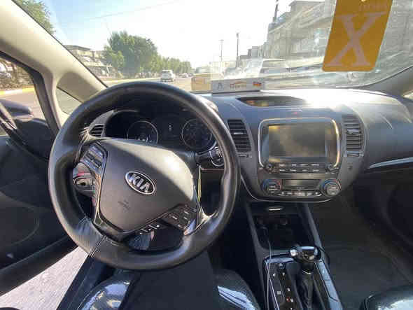 فورتي 2017 
حادث جاملغ وبنيد 
تخم تاير 
تبريد منضومه جديده 
دوشمه بل نواب 
كشنات تدفئه 
اشاير بل مري 
بصمه تحكم ستيرن 
شاشه
قطعتين تبريد 
صندوق ذكي من تتقرب يمه ينفتح
لايت امامي بك لايت لد 
مري شفط 
كير at
مكينه gdi مفتوحه
سياره جديده ربع متذب عليهه ماشيه 140  
مكاني البياع 
السعر124
باسمي السياره هزه جديده هيئه مصفره 
***********
