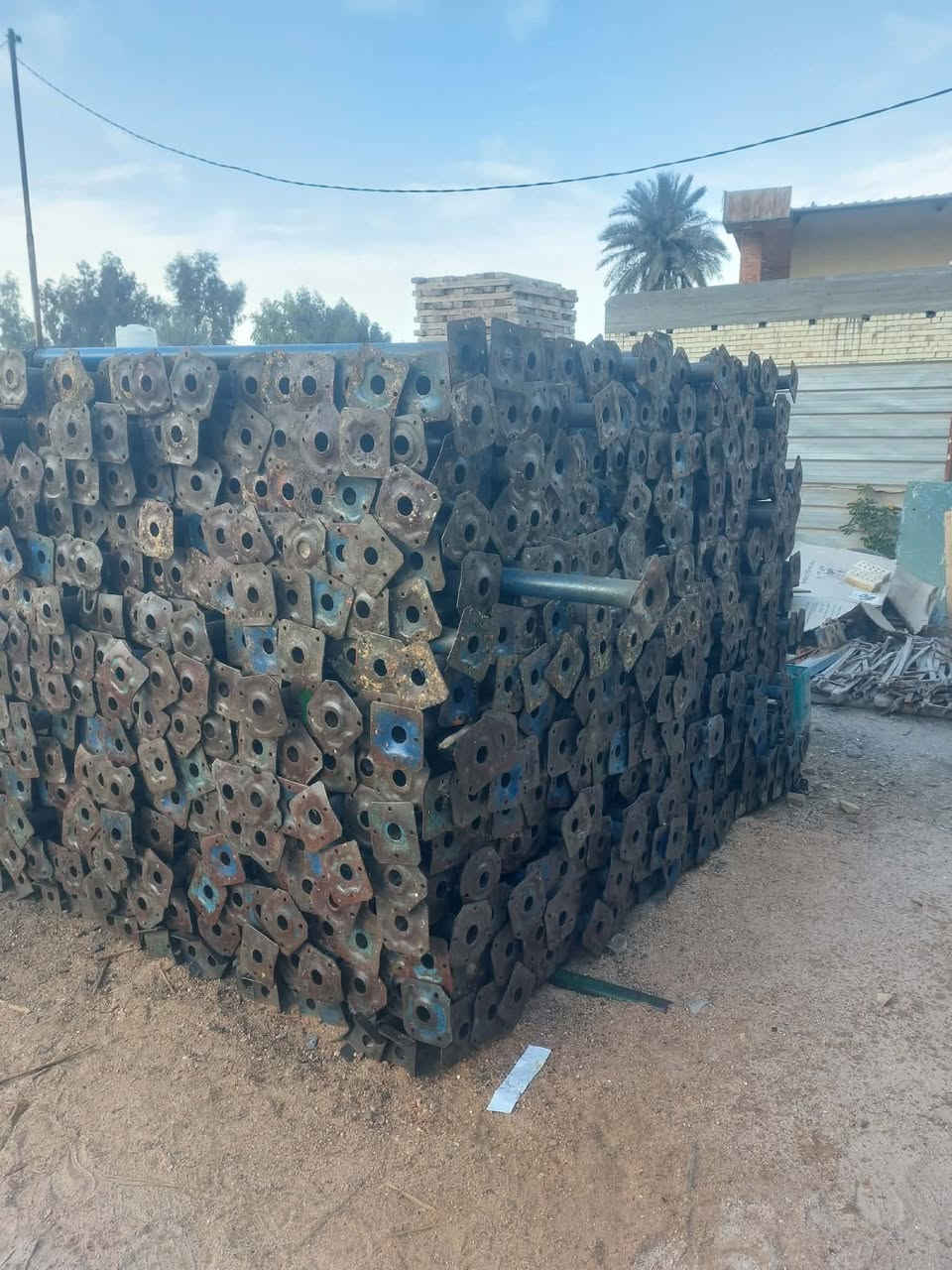 السلام عليكم اخوان جگات للبيع تركي وأربيلي العدد ١٠٠٠ جك للاستفسار على هذا الرقم ***********
