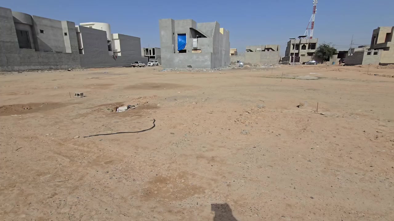 قطعة ارض للبيع تكريت الديوم منطقة ال١٦الف جنب ركن مقابيل الجامع مساحه ٣٠٠ متر واجهه ١٠ نزال ٣٠ عرض شارع ١٥ متر خدمات مي كهرباء سكن للاستفسار
 ***********
***********
بشار الكميت للعقار
