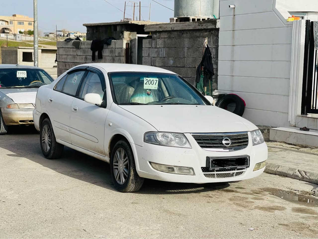 نیسان سەنی کۆری 2007 علوج بڕاوە بڕاوە 

گێڕ ئۆتۆماتیک ناو زەرد چوار جام کارەبا کەلە و کۆنتڕۆل و شوێن عەینەک سەقفی شوشەی بێ چاڵ و چۆڵی سەیارەکە جایز و توندوتۆڵە بێ تەقە و ڕەقە گێڕ و مەکینە بەشەرت کامل مەسروف کراوە چوار ویلی سامسۆنگی بیلادی بۆ بەستراوە کارەبای و هەموو گیانی مەزبوتە قرچێکی پێش و دوای هەیە هایدرۆلیکی گێڕ و ڕۆنی مەکینەم دوینی گۆڕیوە 

سعری 39 گەڵا و معامەلە
شوێن : شارەزوور 

ژم: *********** خناقين, ديالى
