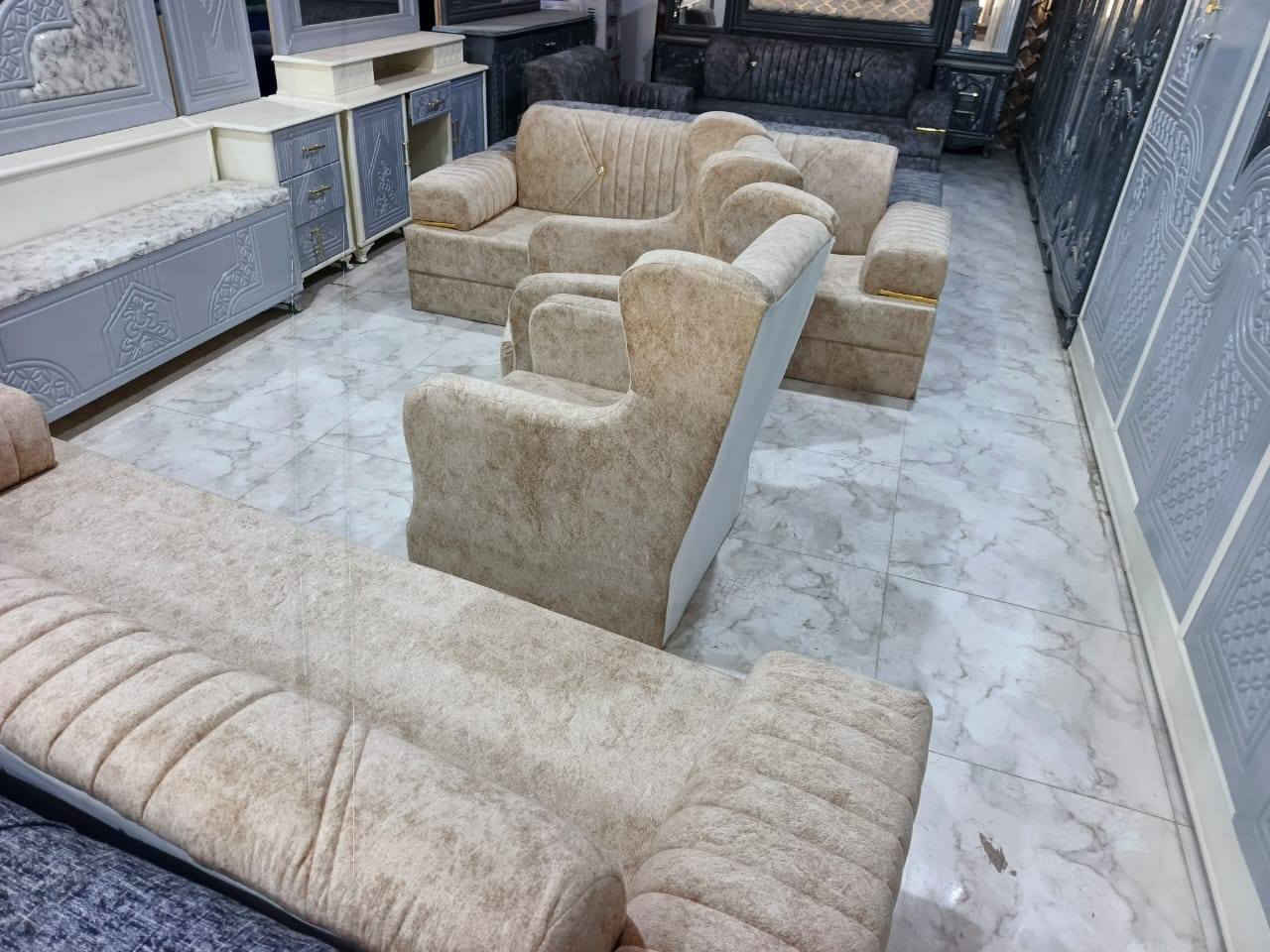 تخم قنفات جديد تسكام
عشر مقاعد بلوك اسود جديد
***********
***********
المكان الرفاعي يم افران النجفي
محل قاسم 
المكان الرفاعي
