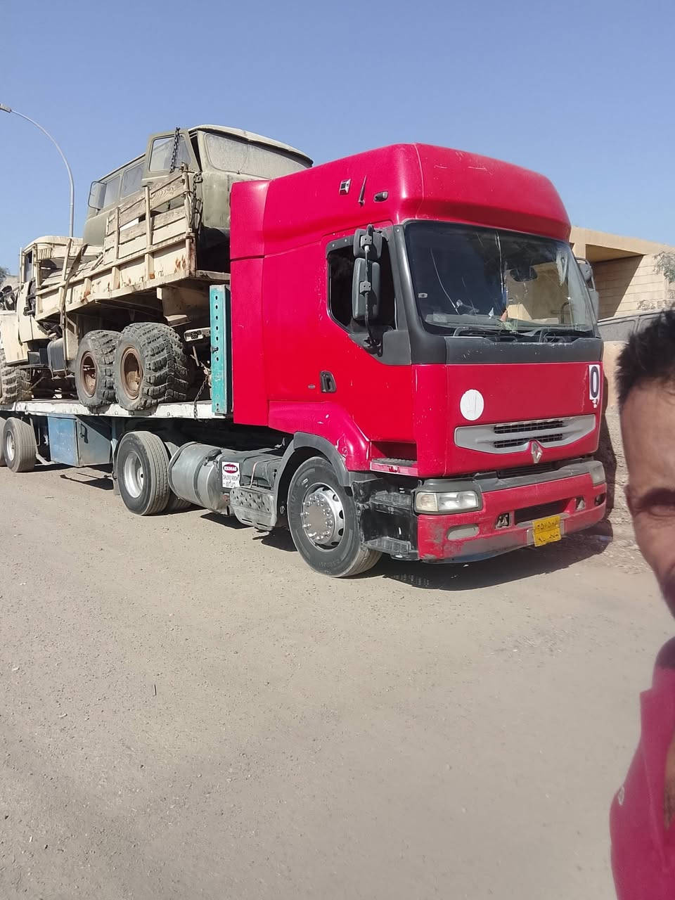 سلام عليكم رينو للبيع بس راس موديل 2004 ابيع واقع حال سياره مكينه كير اكسل كفاله كله جديد تخم تاير رقم سليمانيه السعر 60 ورقه وبيهه مجال حك الجيه رقم التليفون ‏‪***********‬‏
