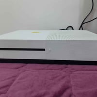 اكس بوكس ون اس • ذاكرة ٥٠٠ • جوستك احترافي