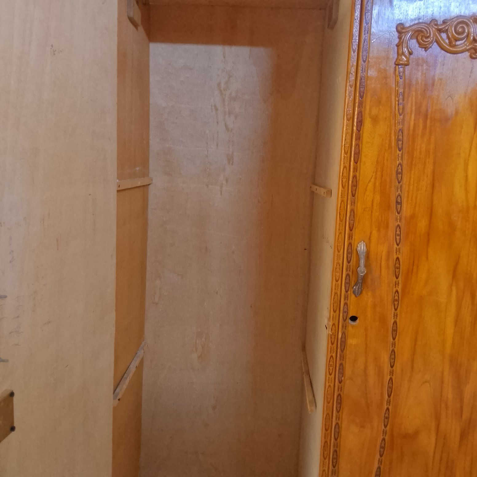 كنتور بابين نظيف جدا سعره 100قفل قفل 
توصيل متوفر بكروه هم 
مكان ديالئ خالص عرب شوكه


**إذا كنت صاحب هذا الإعلان وتريد حذفه لأي سبب، رجاءا أرسل رسالة إلى الدعم الفني**