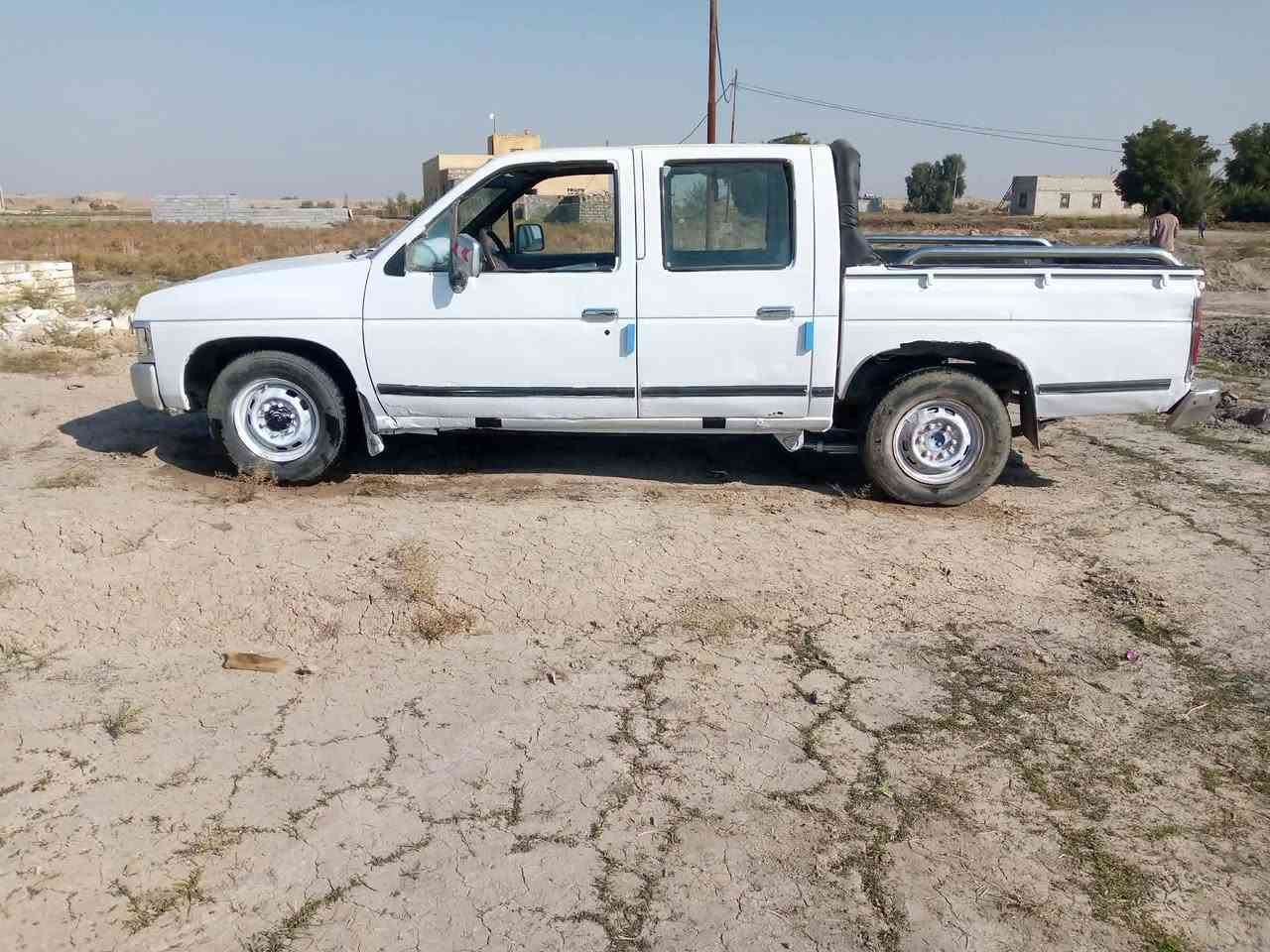 سلام عليكم بيكم نيسان موديل 95 مكفوله وجاهزه منطول لطول محرك بيه خيط بخار كير شاصي مكفولات  كهربائيات شغاله رقم بصره مشروع وطني سنويه جديده مالك مداور اي وقت سعر 25 وبيه مجال مكان سماوه الخضر///
***********
