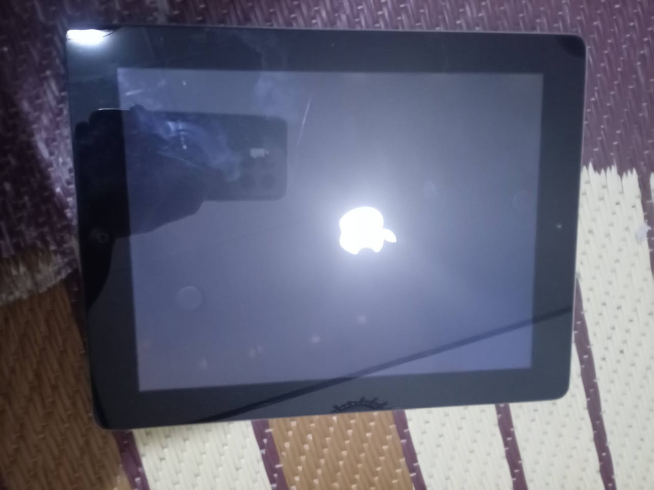 ايباد وتلفون للبيع اثينهم ١٠٠


**إذا كنت صاحب هذا الإعلان وتريد حذفه لأي سبب، رجاءا أرسل رسالة إلى الدعم الفني**