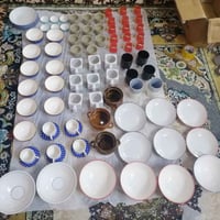 يوجد كرتون كامل بسعر ٤٥ الف مع التوصيل  يحتوي ٦٥ قطعة او اكثر   وصلنا ...