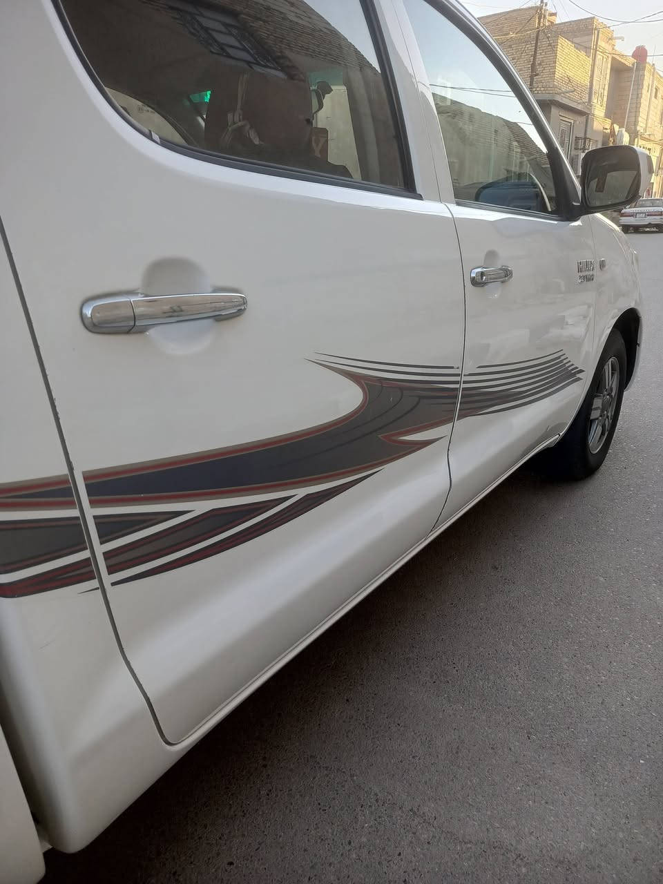 فلاونزه 2011 مكفوله شاصي 19 رقم انكليزي لل31 حداده وتايرات جدد الشراي يتصل ***********
