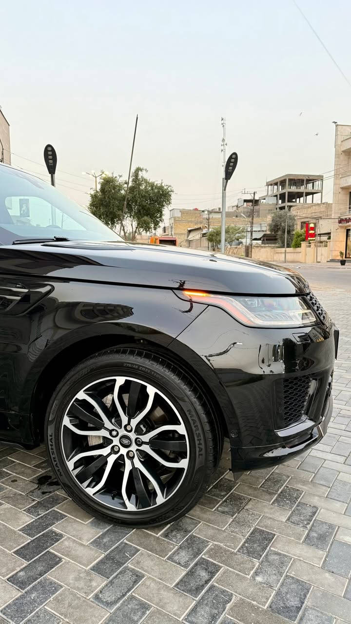 السلام عليكم
رانج روفر سبورت HSE 2022 محرك 6 سلندر وارد كندا كلين تايتل مكفوله من كلشي مغلفه PPF ماشيه 33 ميل السياره جديده كلش وبدون نقص رقم بغداد ب اسمي العنوان بغداد السعر 485 ورقه للاستفسار ***********
