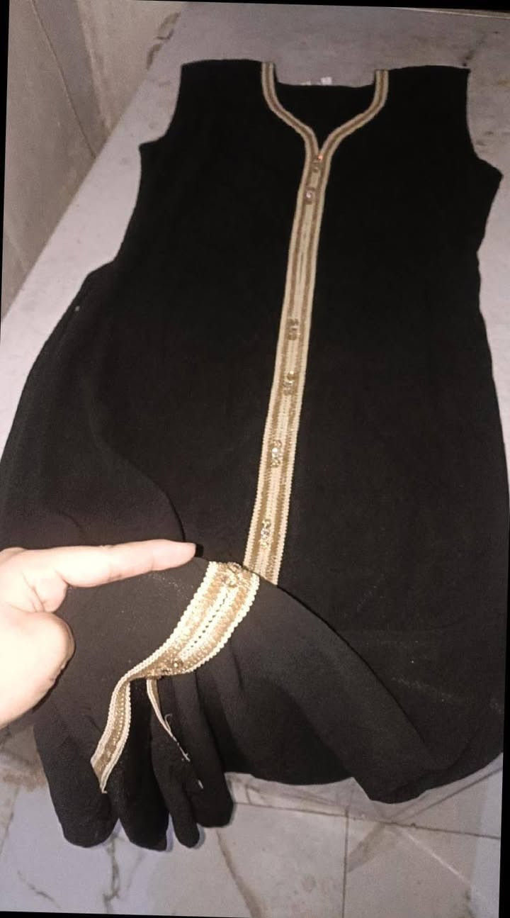 بشت وبينصل اسود سعر 45وبيه مجال
البنفسجي 15وبيه مجال 
الثالث35وبيه مجال 
كلهن لبس ساعتين وثلاثه 
يتوفر خدمه توصيل


**إذا كنت صاحب هذا الإعلان وتريد حذفه لأي سبب، رجاءا أرسل رسالة إلى الدعم الفني**