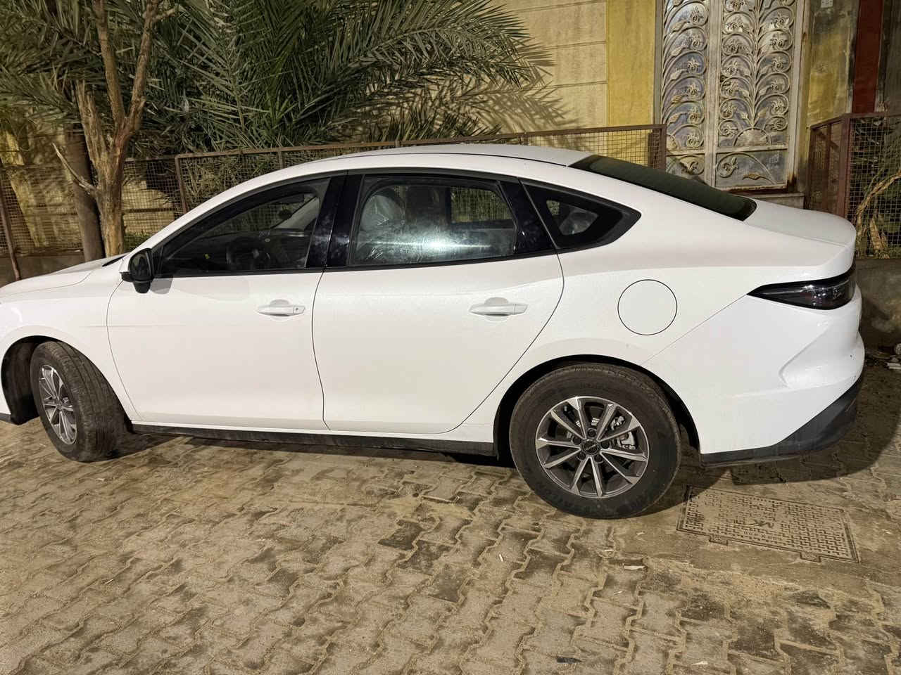 بي واي دي سيل 5 دواخل بيجي ماشيه 3 الاف مكفوله من السخط ويل كب السعر 123 وبيهه مجال كلش قليل المكان البصره *********** السياره تحويل البصرة, العراق
