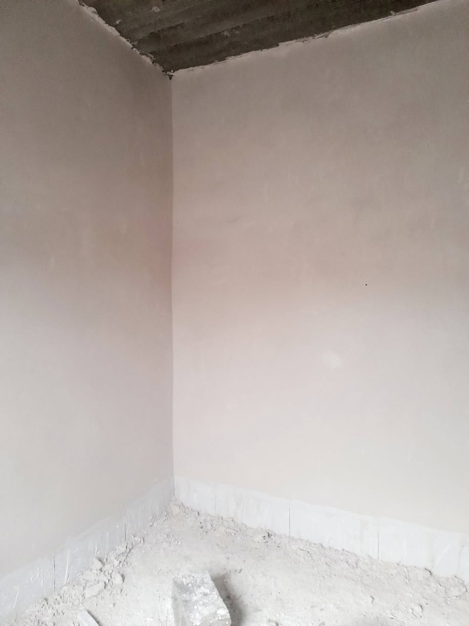 كادر لبخ متفرغ حاليا أسعار مناسبة جص أسمنت مواعيد مظبوطة عمل بأخلاص وكذالك يوجد كادر بناء بواسطة القالب وبأسعار مناسبه اخوكم أسطه عبدالله الجبوري ***********
