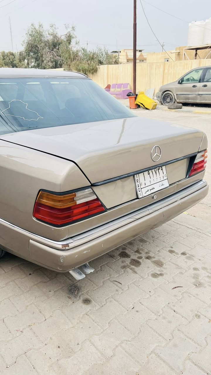 للبيع مارسدس دب موديل ٩١ بدون حادث صبغ جماليه فقط مكينه وكير بلاد عنكبوت 3000 تبريد شغال سلايت شغال  سنتر لوك شغال كهربايات كلشي شغال حداديه امامي خلفي تخم تاير قواعد دبل بلاديه شواصي بلاديه مداور ثاني يوم السعر 65استفسار مراسله واتساب ***********
