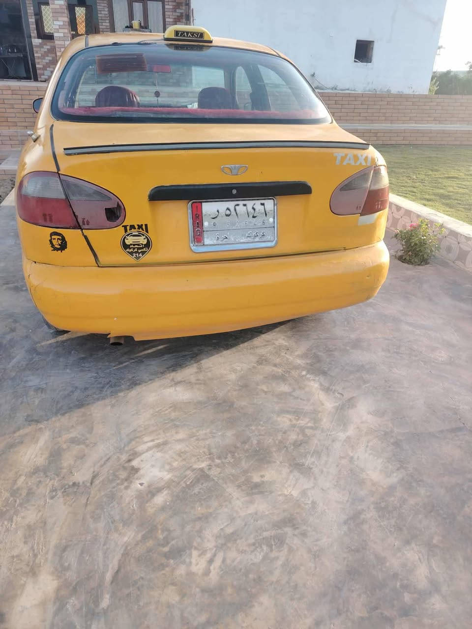 سياره جهازه تخم تاير جديد باتري جديد صدر جديد  مابيها نقص داخلها نضيف سياره مال بيت دفتر بانزين بيها سعرها 25 وبيها مجال *********** رجائن بس شراي يتصل وبيكم خير وتدللون
