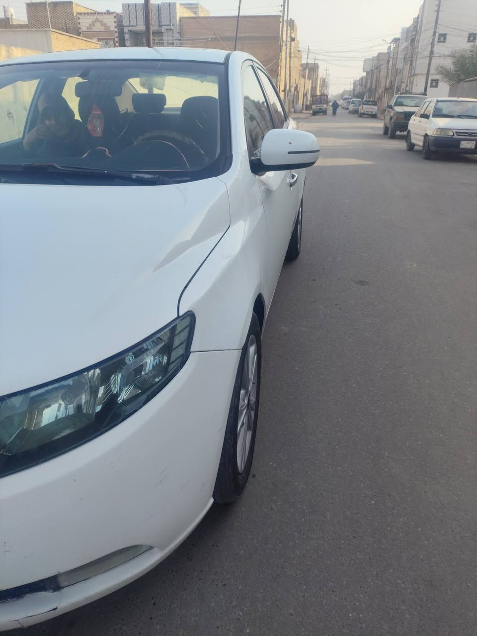 سيراتو موديل 11
مكفوله من ضربه او صبغ فقط بارد بصيط
محرك كير تبريد  حداديه كله جديد 
شاشه اصليه كامره دواره 
رقم نجف سنويه ماصاقطه مكانه نجف سعره 105 بيها مجال بصيط *********** وتساب
