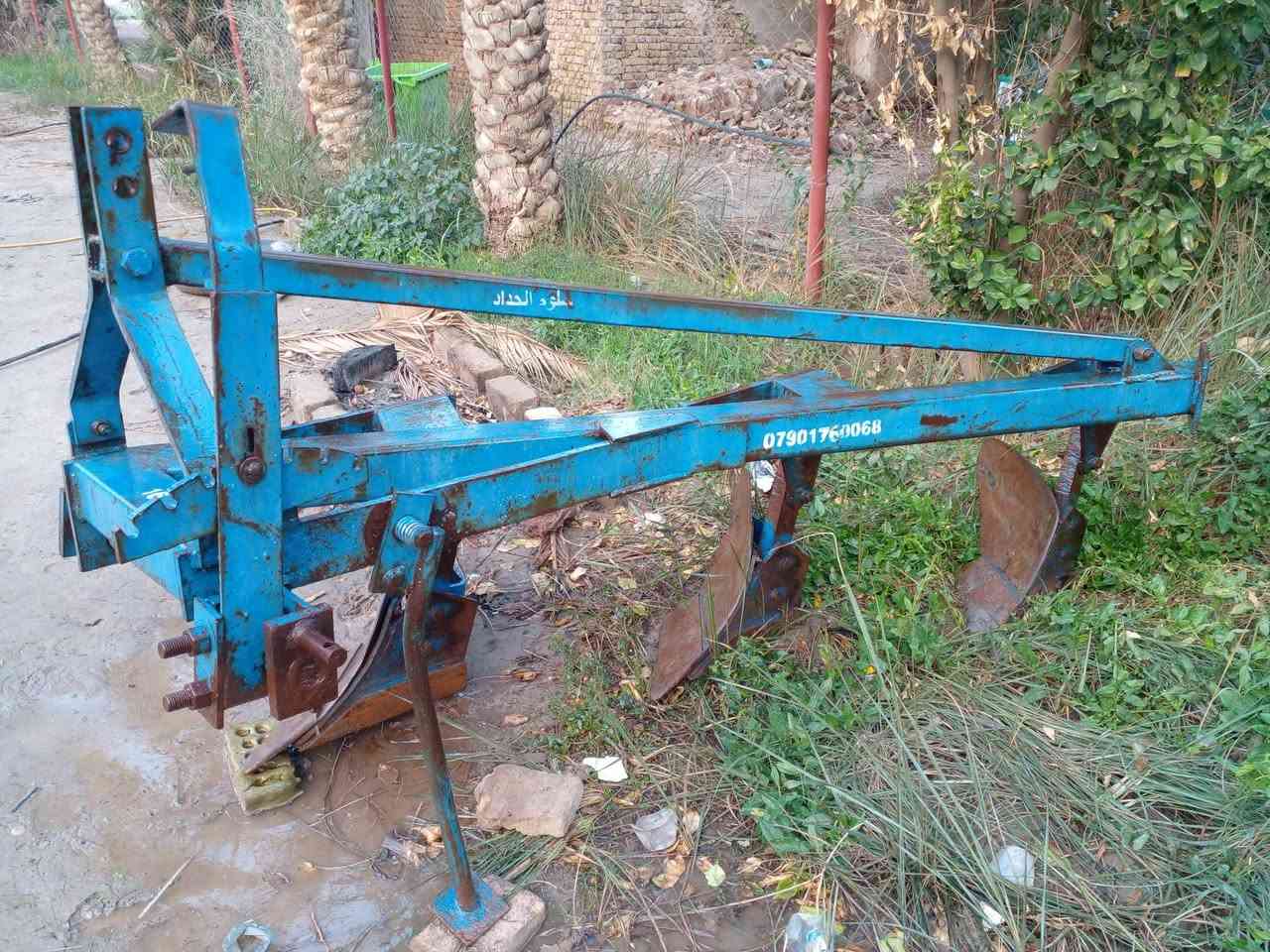 فدان للبيع ثلاثي حجم 16 حدادة سلوم بدون لحيم المكان النجف الاشرف ***********
