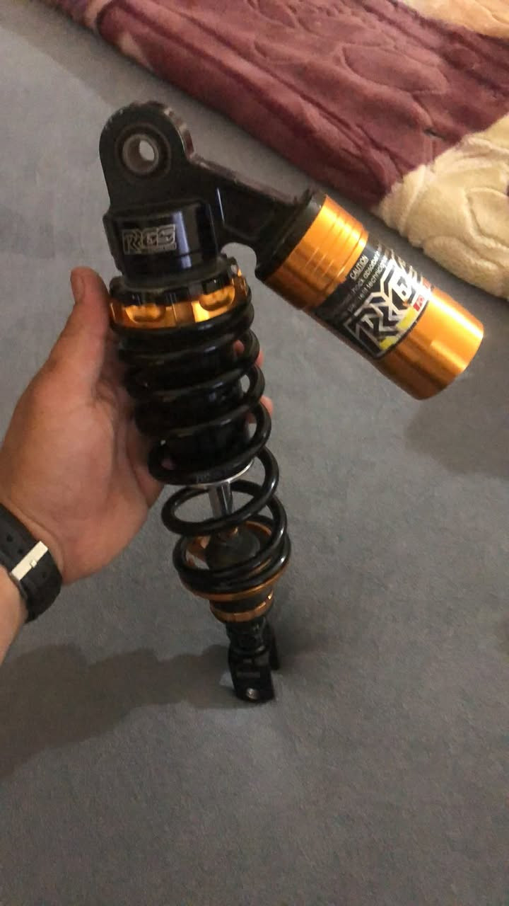 السلام عليكم دبل خلفي RRGSاصلي نضيف كلش مكفول من طسه وتطواله هم RRGS للبيع السعر خاص ماسنجر وواتساب *********** توصيل موجود
