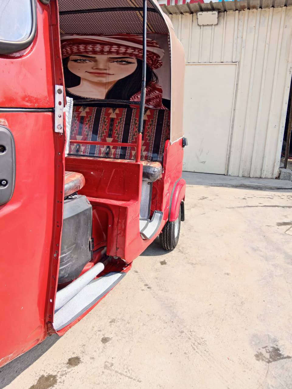 السلام عليكم تكتك للبيع موديل 19 شهر 7 أوراق المصطفى اصليه كامله مكينه مكفولة من  تبخير وتنقيص كهربائيات كله شغاله تخم تايرات جبلي تكتك جاهزه كبل لشارع ربع ماذب عليه السعر 4800 وبيه مجال مكاني بغداد مدينه الصدر رقم الهاتف ***********
