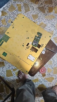 عندي هذا قطع أجهزة موجات وبث راديو و شبكه للبيع مطليه ذهب و فضه لاستفس...