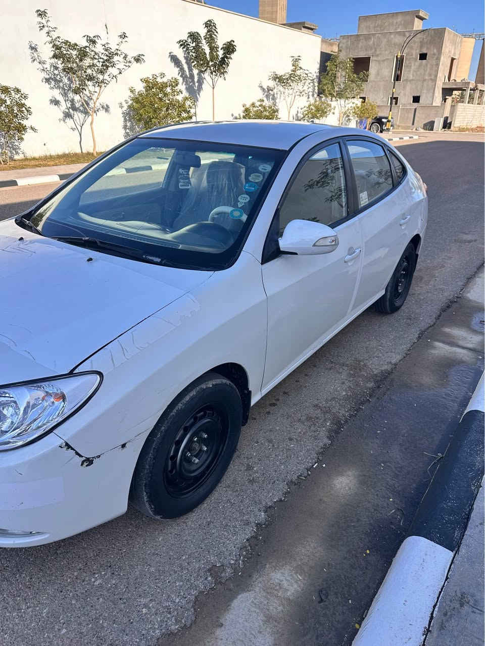 النترا 2010 خليجي 
سياره بيها مكانات صبغ ابيع حزام 

سياره حلوه كامله صدر تخم تاير كامله من كلشي 
بيها ضربه بل جاملغ الامامي عكس السايق 

مكينه 1600 دكشن عالي 
كير محرك كفاله
سعر 88 وبيها مجال 
مكانها ديالى *********** بعقوبة, ديالى
