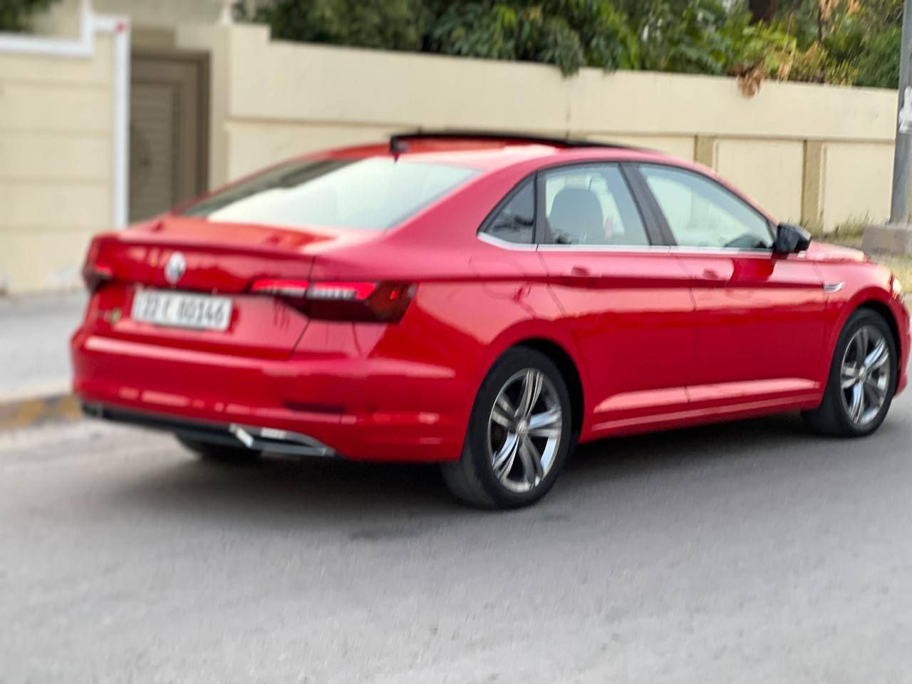 السلام عليكم
جيتا ( ار لاين ) 𝟐𝟎𝟐𝟏 𝐕𝐨𝐥𝐤𝐬𝐰𝐚𝐠𝐞𝐧 𝐣𝐞𝐭𝐭𝐚 𝐑𝐥𝐢𝐧𝐞
------------------------------
المواصفات :
- البصمة
- السلايد 
- التشغيل عن بعد 
- الرادار امامي خلفي 
- النقاط عمياء
- الكشنات جلد + تدفئة + استيرن تدفئة 
- الثلاث انظمة قيادة : 𝐄𝐜𝐨 - 𝐍𝐨𝐫𝐦𝐚𝐥 - 𝐒𝐩𝐨𝐫𝐭
- الهاند بريك كهربائي 
- التبريد قطعتين 
- الگير 𝟖 نمر 
- المحرك 𝟏.𝟒𝐓𝐮𝐫𝐛𝐨 
------------------------------
- الممشىٰ : 50000 
- الضرر : ربع بونيد والحادث موجود بالصور
- السنويه جديده لحد ٢٠٢٧ 
- السعر 155
------------------------------
- المكان بغداد اليرموك📍
- للاستفسار :
- *********** // اتصال + واتساب
- تحياتي للجميع
