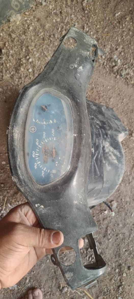 اغرض للبيع مال باله
***********
