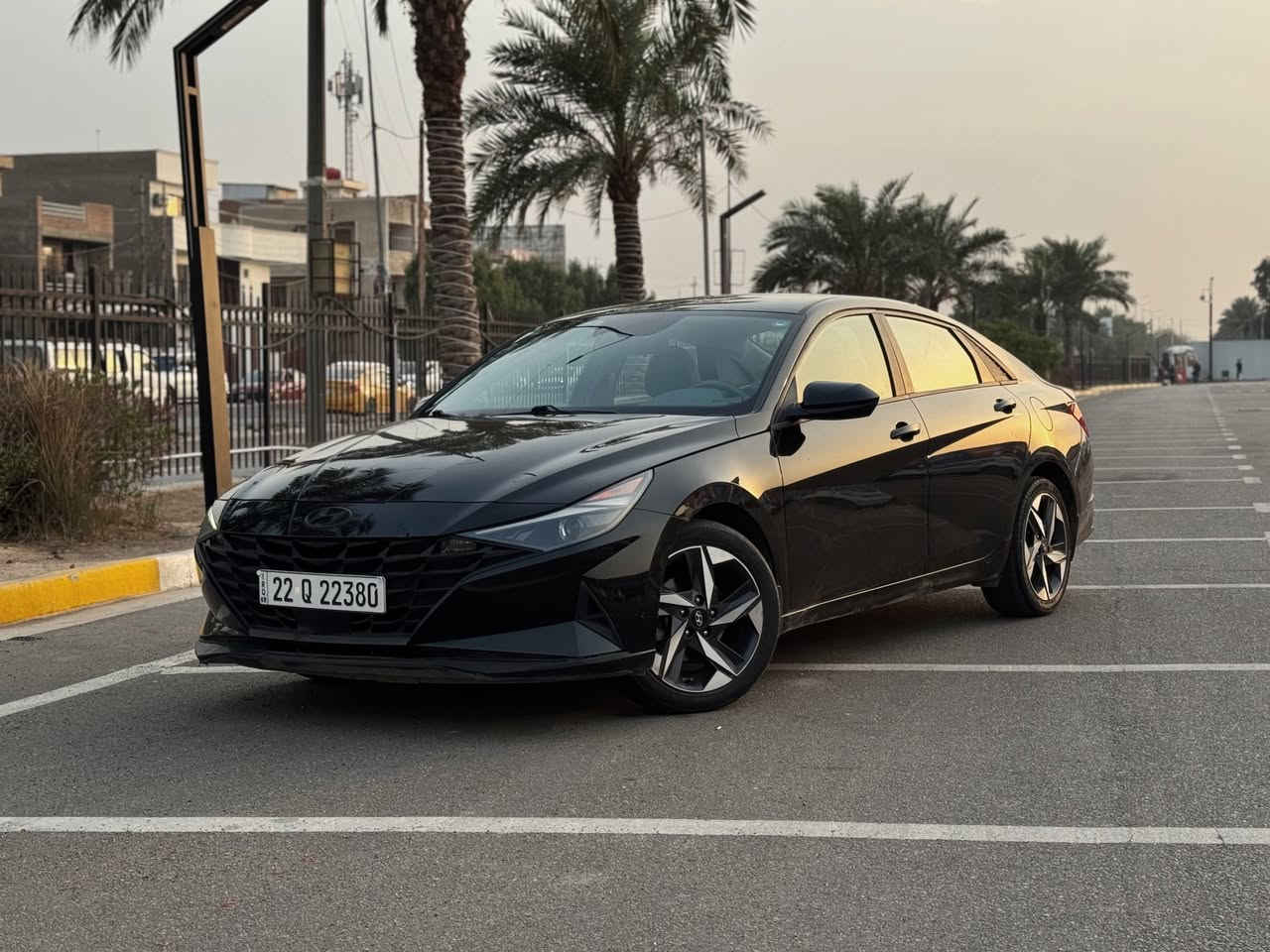 النترا 2023 ( بدون ايرباك )
ترقيم جديد قبل يومين ترقمت تحويل بأي وقت
‎محرك كير كهربائيات صدر كلها بلاد و١٠٠٪؜ 

‎ حادث خلفي بسيط فقط الصندوق ومصلح ومصبوغ نفسة بدون تبديل ليبل واحد السيارة وبدون دواخل بدون ايرباك ( جميع  الايرباكات سليمة ) 
وبيها pdr بالباب مال السايق  

داخل لونين  
المواصفات :
‎تشغيل عن بعد - شاشة ديجتال الكتروني متصل -شاحن وايرلس لاسلكي - تحديد مسار - تدفئة كشنات - مناخ منفصل -  اوتو هولد - ثلاث انظمة قيادة - قيادة ذاتيه  - مثبت سرعة - توقف ذاتي امامي خلفي  (مانع التصادم ) - اشاير بالمري -  رادار امامي - مانع تصادم  
وبعد بيها هووواي مواصفات 
ماشية 61 
‏‎السيارة جديدة بمعنى الكلمة وبالواقع بعد احلى وجاهزة 
‎ وكل التفاصيل مذكورة بالكامل 
‎مكانها بغداد 

‎‏‎السعر 157 وبيها مجال بسيط

‎‏‎للأستفسار هذا رقمي 
***********
