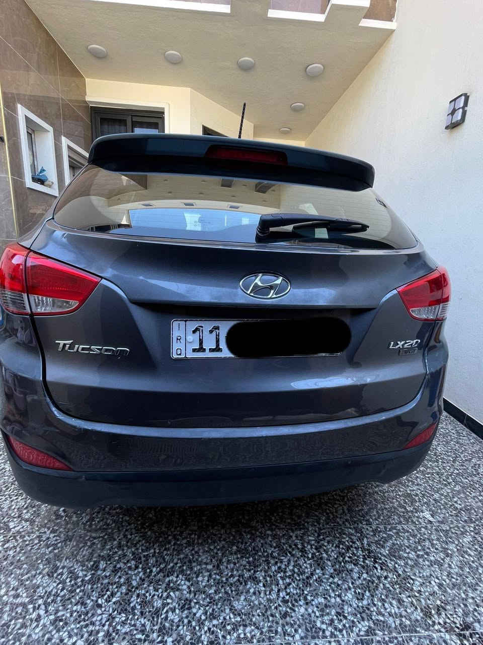 للبيع توسان 
موديل 2014 خليجي فول مواصفات عدا البصمه 

بيها 3 قطع صبغ بنيد وجاملغ وباب السائق بدون دواخل  السياره جاهزه وبدون نقص رقم بغداد الجديد بأسمي تحويل مباشر 

 السعر 130 وبيها مجال 

للأستفسار ***********

عنوان بغداد
