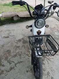 دراجة شحن للبيع بيها الشاشة والبريك خلفي عاطلة سعر 160 شراي يتصل 07725...