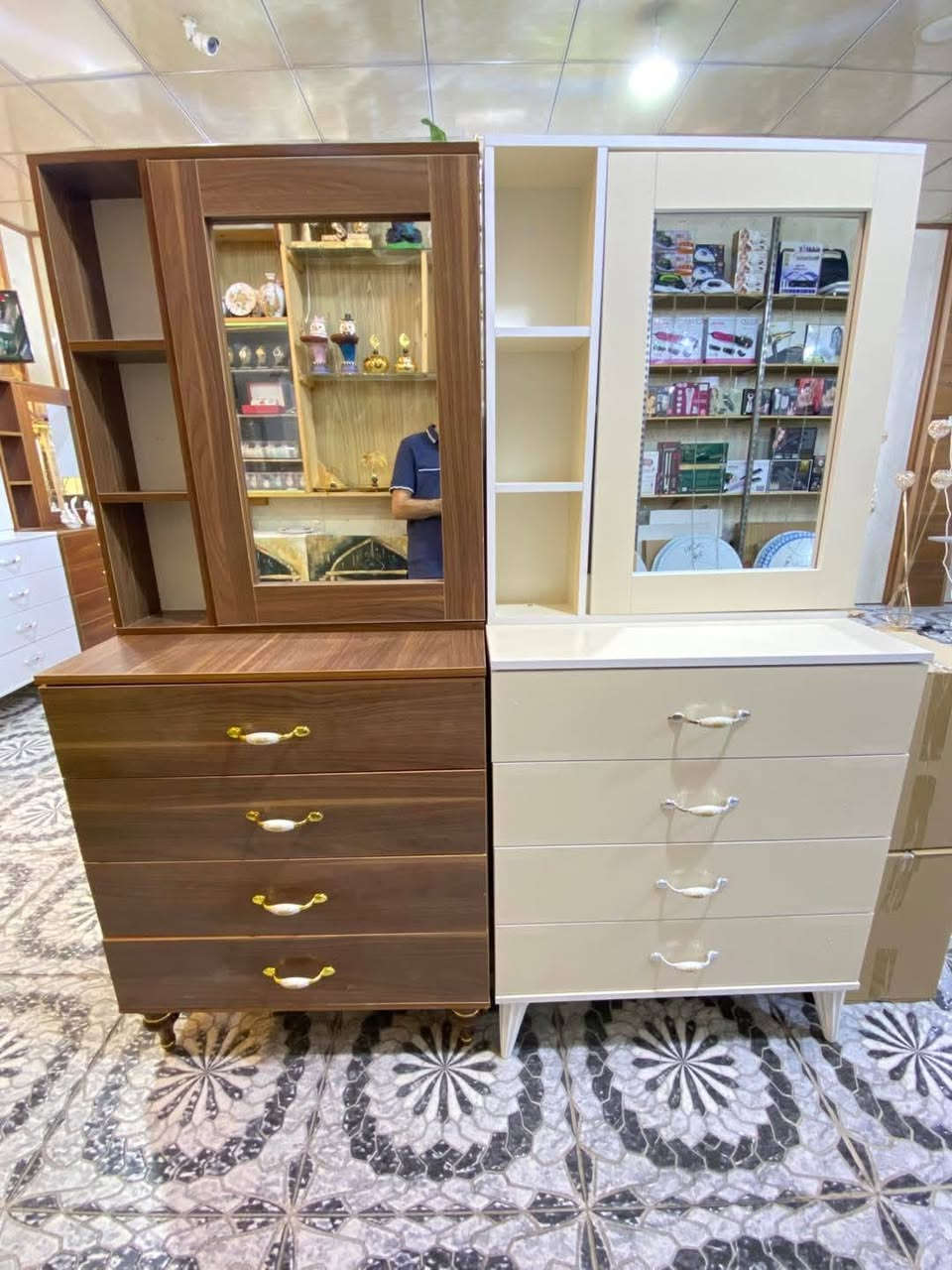 للحجز والاستفسار ***********
