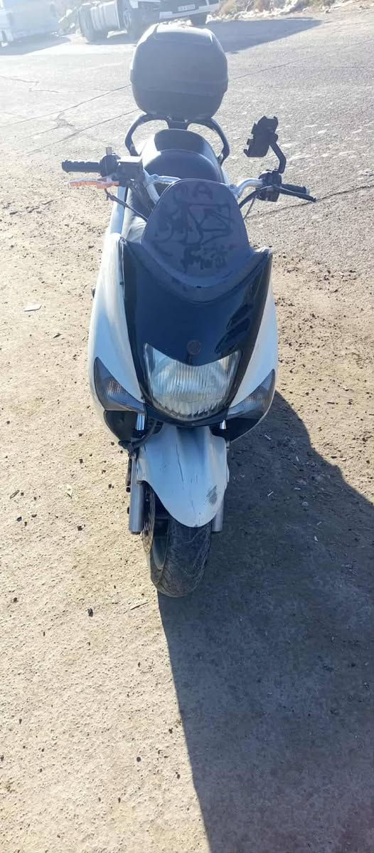 سلام عليكم دراجة فرخ ماجستة نضافة شوفت عينك دراجة حديثة نوزل كيلو متر رقمي دراجة بطناش سلف وهندر كهربائياتهة كلهة شغالة السعر ٧ ورقات وبيهة مجال مكان بغداد زعفرانية *********** دراجة نص غراضهة مزودة الشراي يتصل وبالخدمة
