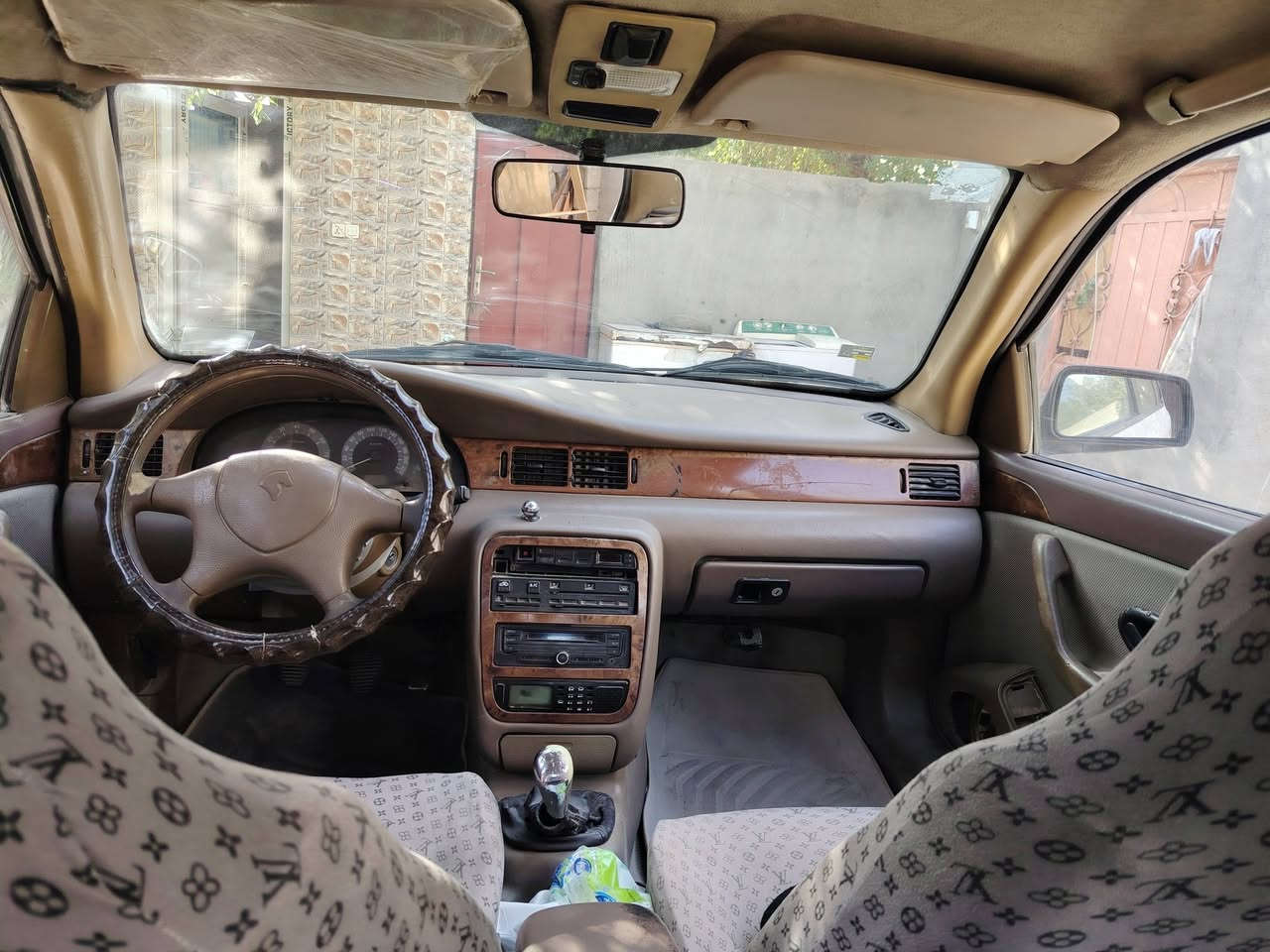 السلام عليكم ورحمة الله وبركاته سمند للبيع موديل 11رقم ذي قار بسمي مكاني نجف جاهزة السعر38 تلفون***********
