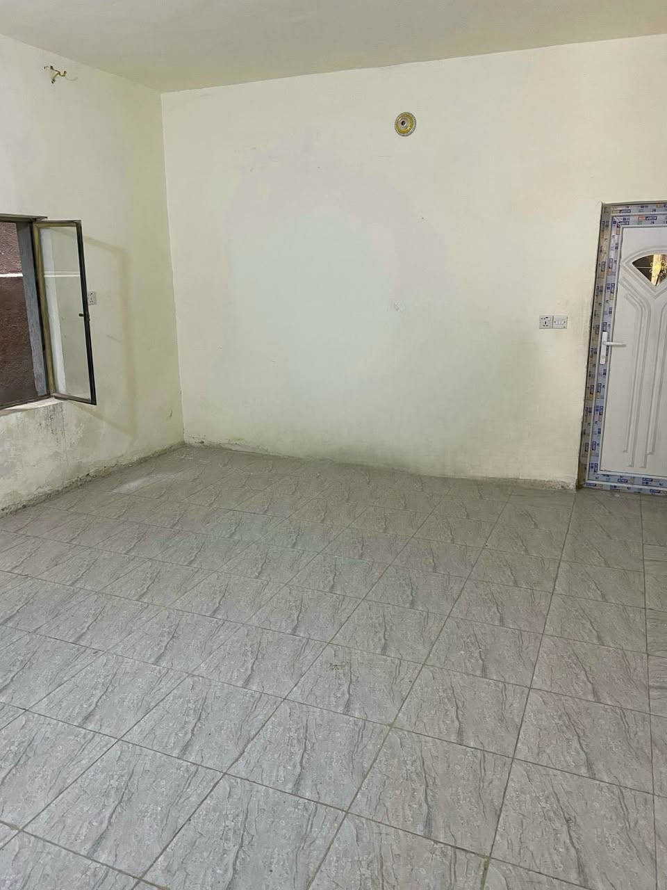 بيت للايجار في حي الجهاد مساحه 60
ويتساب ***********
اتصال ***********
