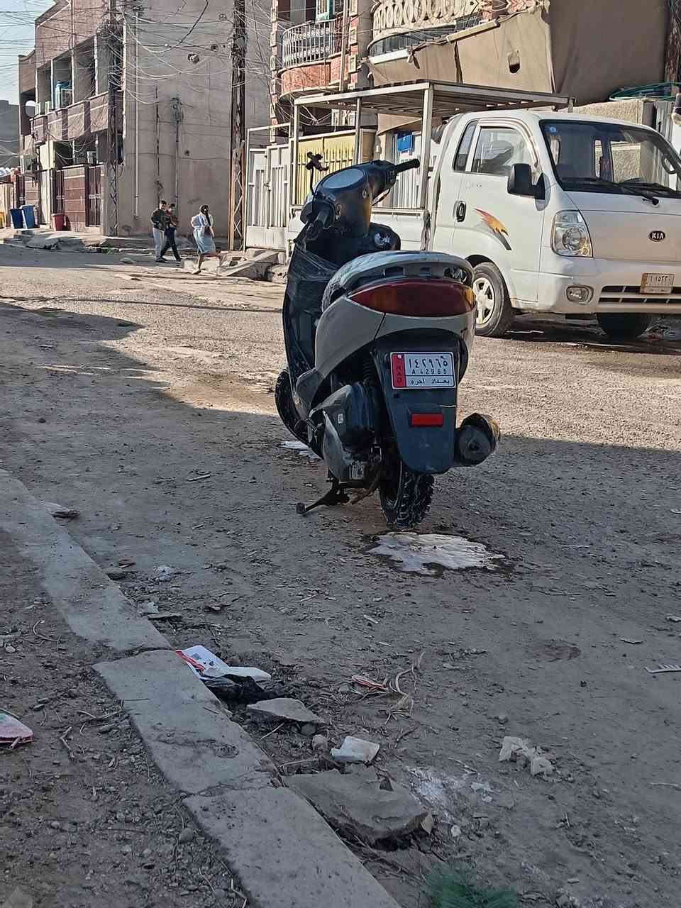 السلام عليكم دراجه بريز لايت جوه دراجه نضيفه وحلوه مكينتهه جديده بس نقصها كابريتر لان كابريترها تجاري دراجه كشرها نضيف ومرتبه
أريدها ب500 وبيهه مجال قليل
***********
