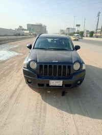 جيب كومباس 2008 سياره جاهزه مابيه نقص مكينه وكير جدد تخم تاير كوت السع...