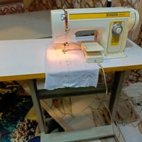 مكينة ياباني • مستعملة • ميز ١٦٠