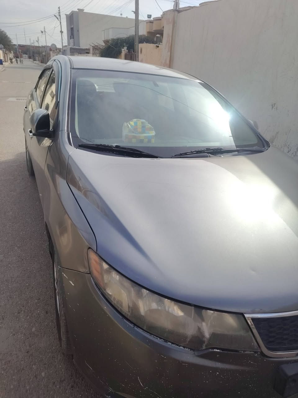 السلام عليكم كيا فورتي موديل 12 محرك كير مكفول تبريد تتفئه رقم بغداد تحويل مباشر السيارة بيها صفحه تبديل بابين بدون دواخل اني ابيعك احزام صبغ اي استفسار هذا رقم *********** *********** السعر 95 وبيها مجال للشراي
