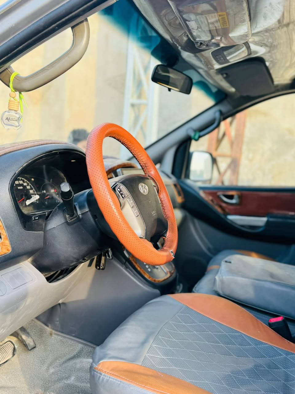 ستاركس البيع  2012 اصل بيع مستعجل السعر 160تصال ***********  ***********
