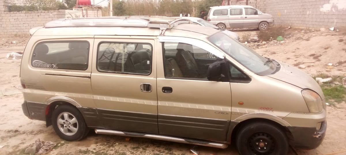 ستاركس موديل6  كير عادي  مكينه مفتوح جد يده كهربائيات حداده تأيرات خير من الله رقم بصره صدامي ابيع  أتعهد سرقه وعشائر  وطلب سعر 28 وبيها مجال سياره جاهزه خير من الله. مكاني ناصرية مركزترايك وين ميعجبك  ***********
