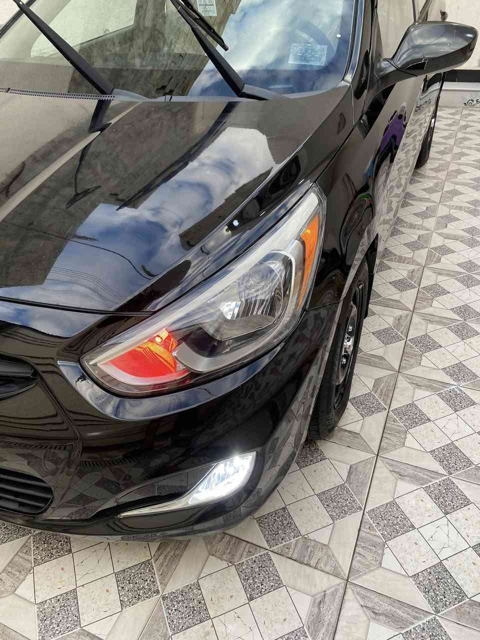 سلام عليكم اكسنت مديل 2016 وارد امريكي سعرها 90 تصال فقط ***********
