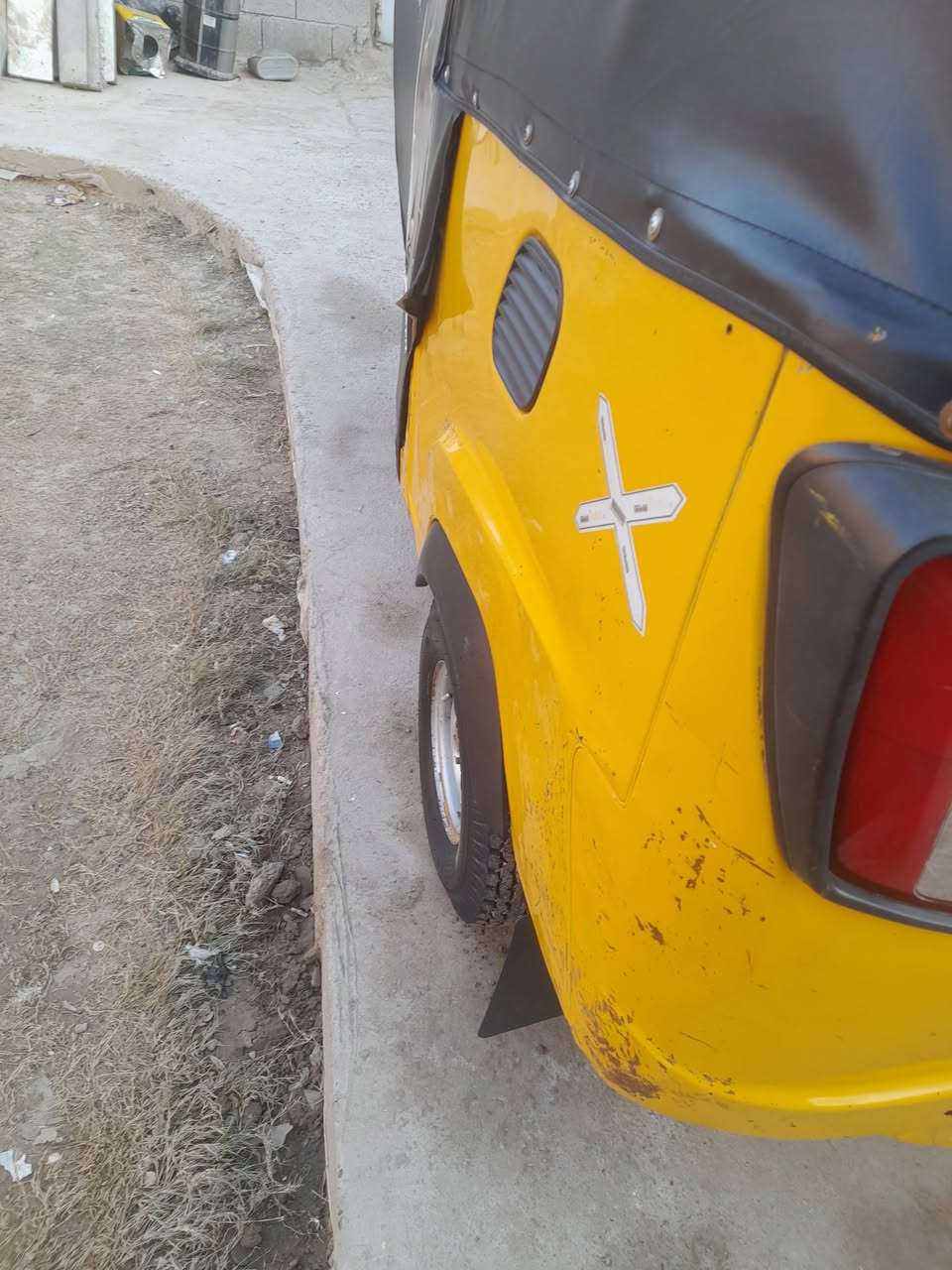 للبيع بياجوموديل 20اوراق الشراي يتصل مكان ابو غريب *********** ***********السعراثين ٢مليون وربع وبيها مجال
