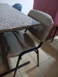 ميز مرمر • كراسي مريحة • تحتاج دوشمه