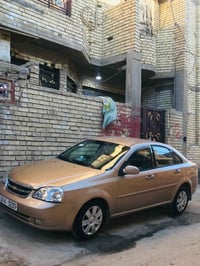 اوبترا للبيع موديل 2007 خليجي بدون ضربه صبغ جماليه فقطط رقم مميز بأسمي...