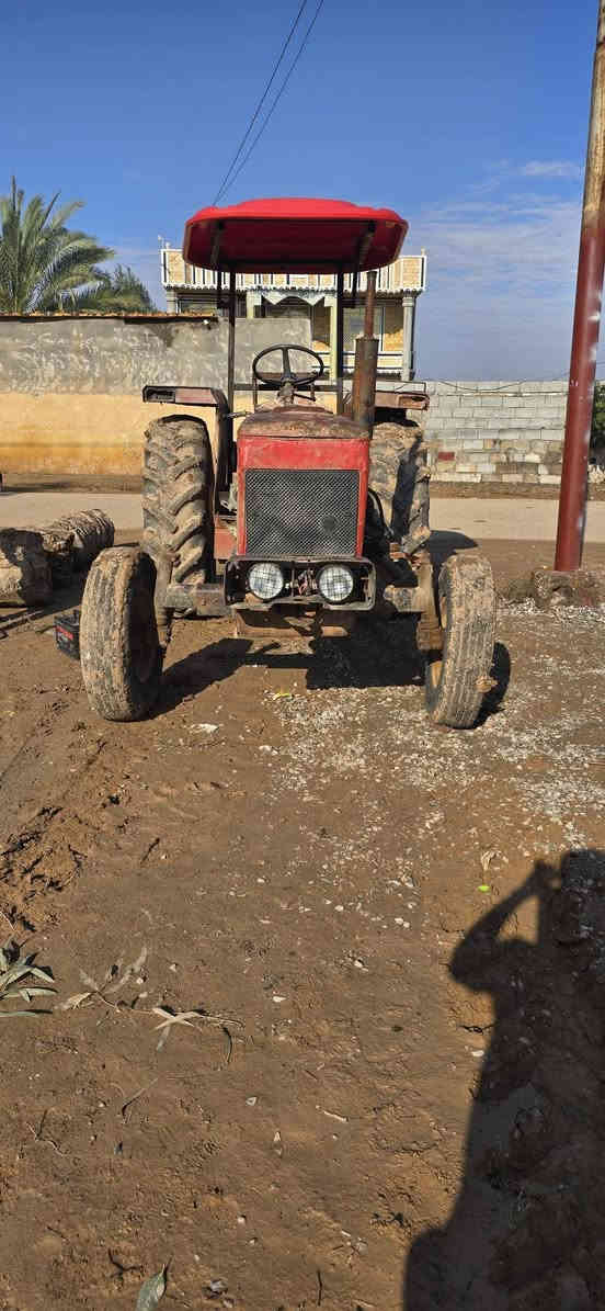 السلام عليكم ورحمة الله وبركاته
يوجد عنتر للبيع موديل 89
وراها فيدان جديد مكانها ديالئ الخالص قريه سفيط 
سعرها 4ملاين***********
