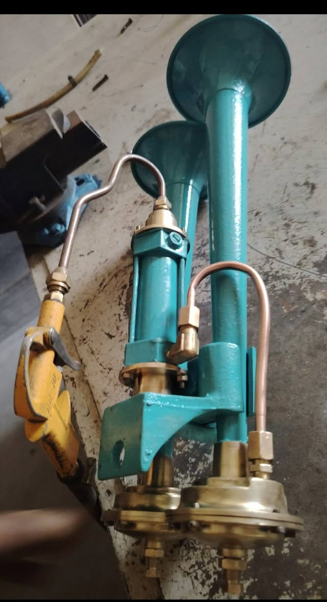 يالله سلام عليكم ورحمة الله هورن براد يوناني اصلي وشرط الفحص والضمان هورن يوناني اعيد واكرر يوناني وكله ختم واحد 01 جعب نحاس وبستم نحاس ومرقمات العداد قطعه وحده واي ستفسار هاذا رقمي واني خادم للطيبن ***********
***********
