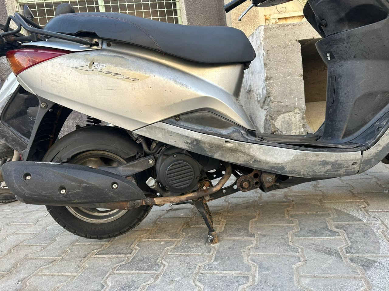 السلام عليكم بريز لايت جوة نضافه فول كفاله عامه مكينه خرسه  بغداد الشعب تواصل ***********
